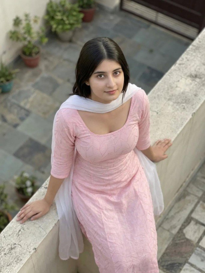 [1096+] Ladki Ki Photo, Dp, Images, Pictures & Wallpapers (2026)